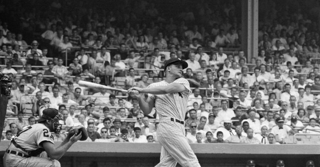 Roger Maris of the Yankees breaks Babe Ruth’s single season home run record