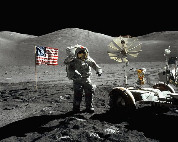 US sends a man to the moon - get detailed!