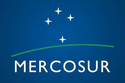 Crecion del Mercado Común del Sur o MERCOSUR.
