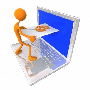 El primer servidor email.