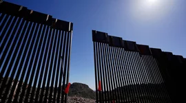 Timeline: border wall