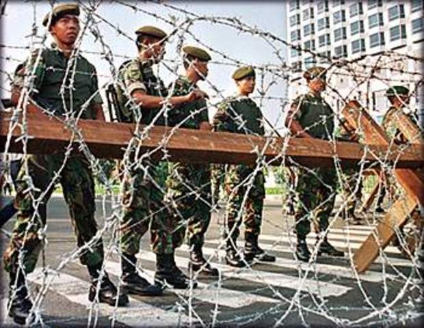 Suharto wins over the mullahs