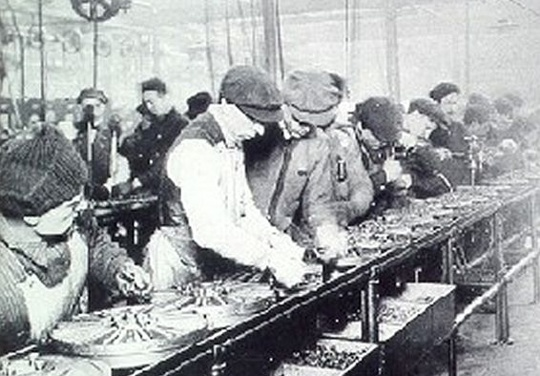 Taylorismo e Fordismo: la produzione di massa