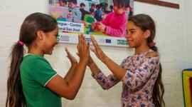 Timeline: Actividad 3 - Recorriendo los enfoques de la atención psicosocial     POR : ALEXANDRA CAMACHO VEGA