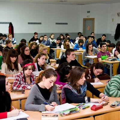 Timeline: UNIVERSIDADES E ISFD - DESARROLLO HISTÓRICO