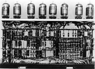 PRIMERA GENERACION DE COMPUTADORA