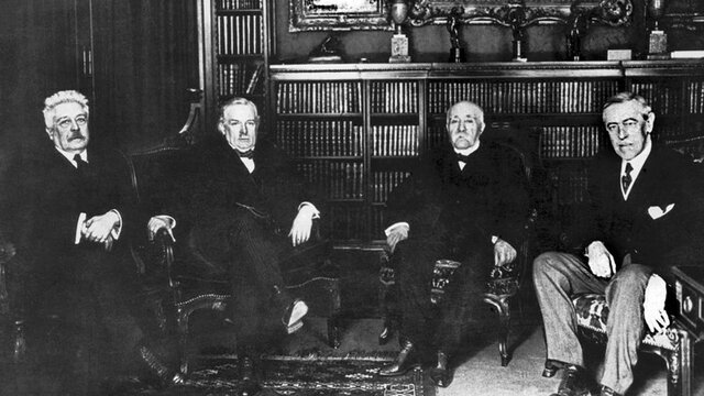 Wilson Sails To The Peace Conference