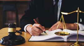 Timeline: Análisis Normativo