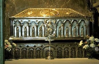 Se descubre la tumba de Santiago