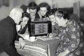 Primera transmisión de radio.