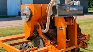 El Pato maquinarias logró medalla de oro y mención en diseño industrial por su sembradora neumática de ajo