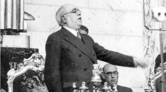 Traslado del gobierno republicano a Valencia