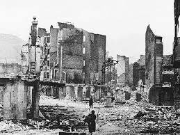 La Legion Condor bombardeo y arraso la ciudad  de Gernika