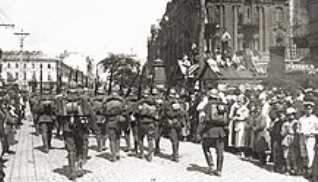 Poles move toward Kiev