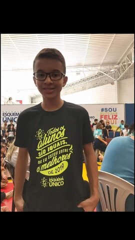 Fui melhor aluno da minha sala no Colégio Esquema Único