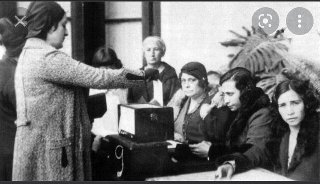 A favor y en contra del voto femenino