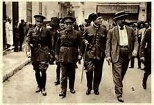 “Sanjurjada” (golpe de estado del General Sanjurjo): sublevación militar en Sevilla