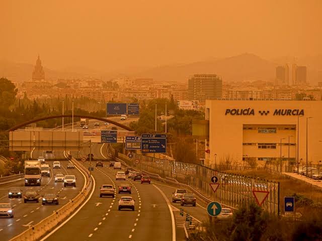 THE SPOOKY ORANGE WEATHER