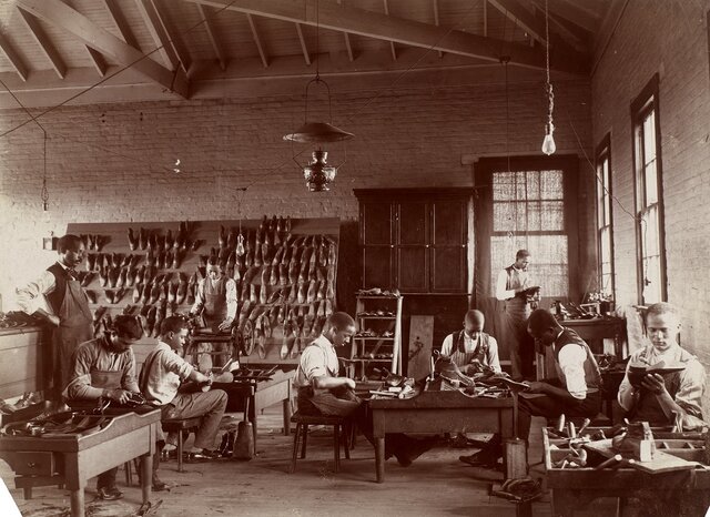 Tuskegee Institute created (African-American)