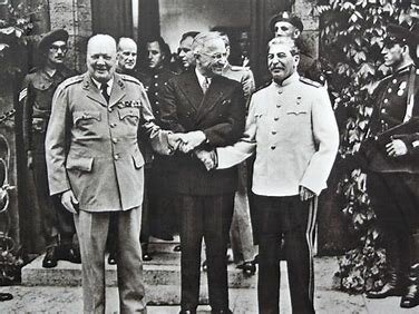 Conferencias de Yalta y Potsdam ( del 4 al 11 de febrero de 1945 )