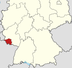 Hitler anexionó el Sarre.