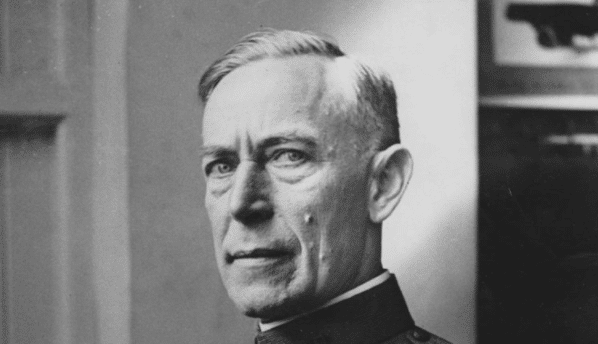 Vollmer established formalized police training, and encouraged officers to take college classes