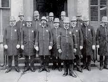 America begins using fingerprints