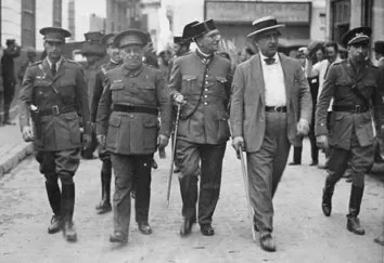 “Sanjurjada” (golpe de estado del General Sanjurjo): sublevación militar en Sevilla