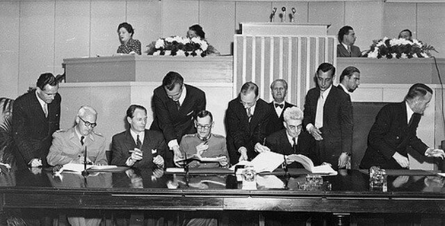 The experience of World War II and its repercussions in civilians' protection in international treaties