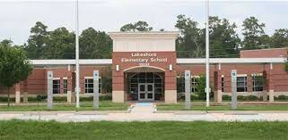Raina went to Lakeshore Elementary School