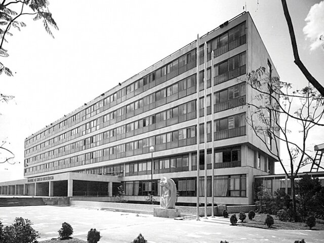 INAUGURACION DEL CENTRO MEDICO NACIONAL DE MEXICO