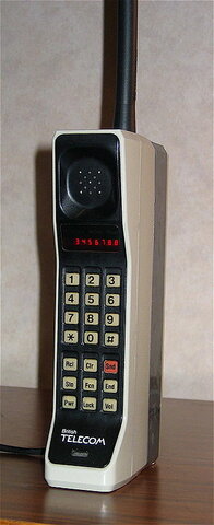 DynaTAC 8000x