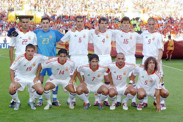 DEBUT WITH ULTIMATE SPANISH SELECTION