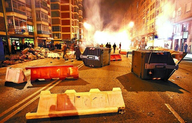 Continúan las manifestaciones y los actos vandálicos