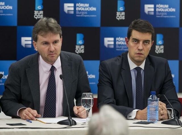 Sectores políticos piden la dimisión del alcalde si no resuelve las protestas.