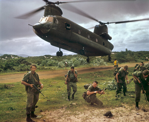Helicopters (CH47 Chinook)
