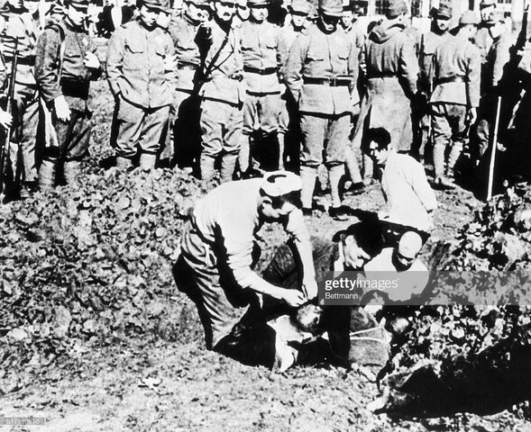 Japón realiza la masacre de Nanjing.