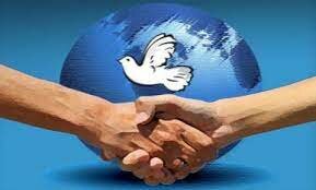 Carlemany signa pau amb els musulmans