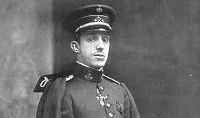 Alfonso XIII renunció al trono