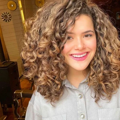 Timeline: Maisa Silva