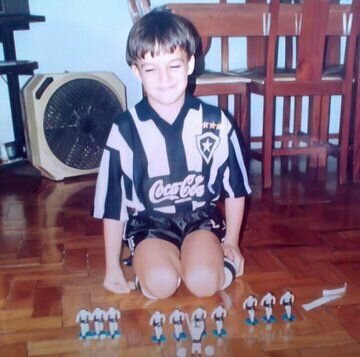 Nasce Felipe Neto Rodrigues Vieira