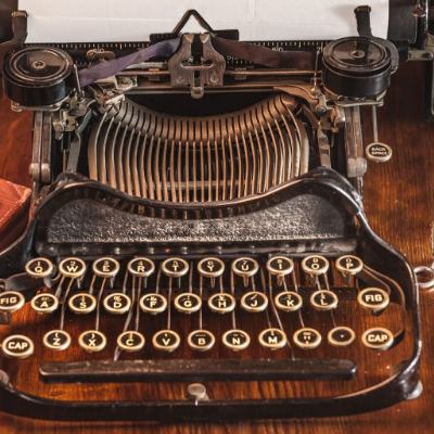 Timeline: Desarrollo tecnológico maquina de escribir.