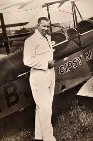 Franco sale de Canarias a Tetuán en el Dragón Rapide