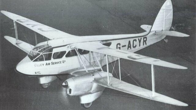 Franco sale de Canarias a Tetuán en el Dragón Rapide