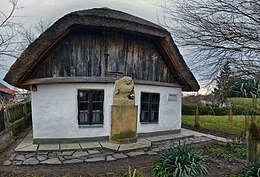 1877 november 27-én született Érdmintszenten