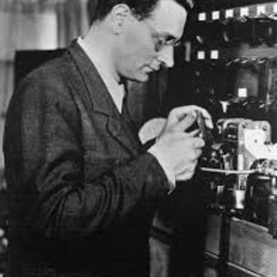 Timeline: Computer History: 1936 to 1946 + 1 (Hopper and Her Bug: 1947)