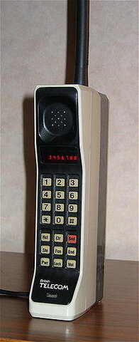 The Motorola DynaTAC 8000x