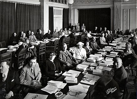 Creación de la Oficina Internacional de Educación ( O.I.E) en Ginebra. UNESCO (United Nations Educational Scientific and Cultural Organization