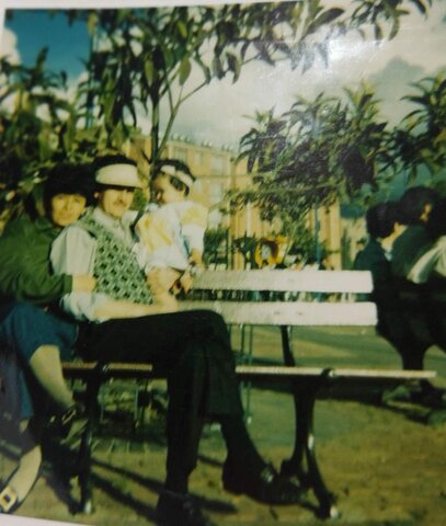 Quédate con quien mire a su papá como Katherine jeje