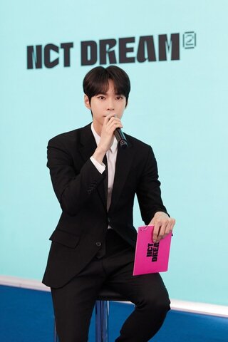 E/ PRESS CONFERENCE FOR 'GLITCH MODE'